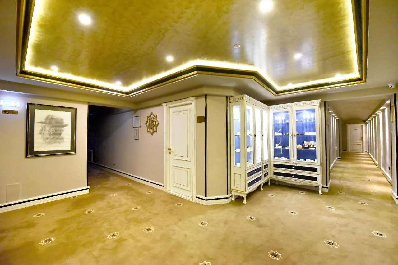Hotel Hymeti'S Palace Pogradec