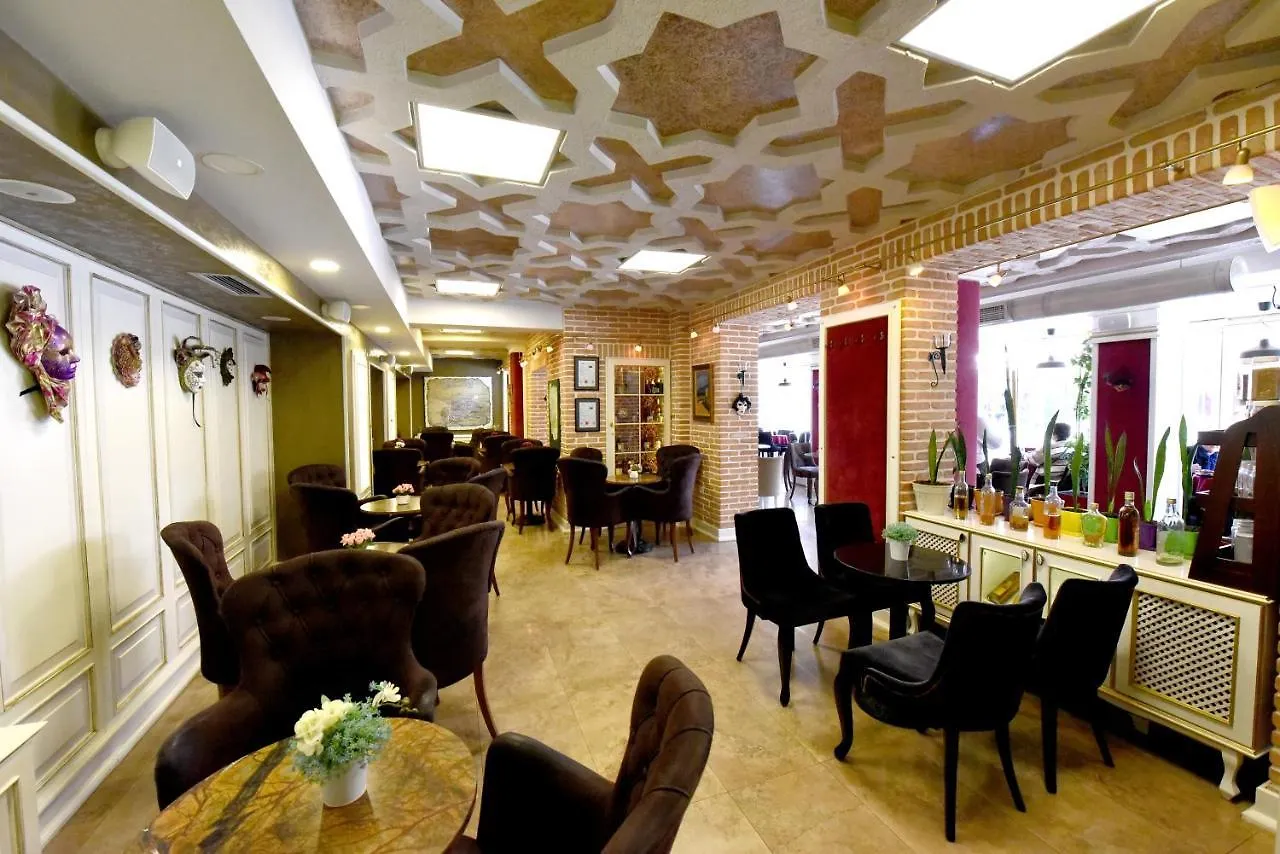 Hotel Hymeti'S Palace Pogradec
