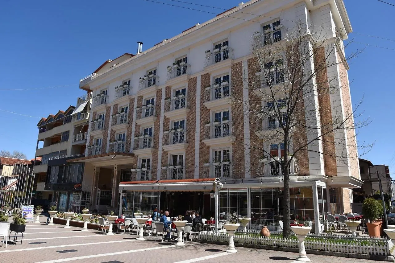 Hotel Hymeti'S Palace Pogradec 5*,